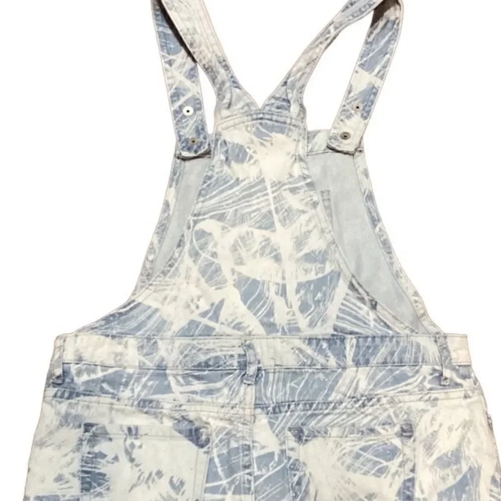 The Children’s Place Denim Short bib Overalls 14 shortall
